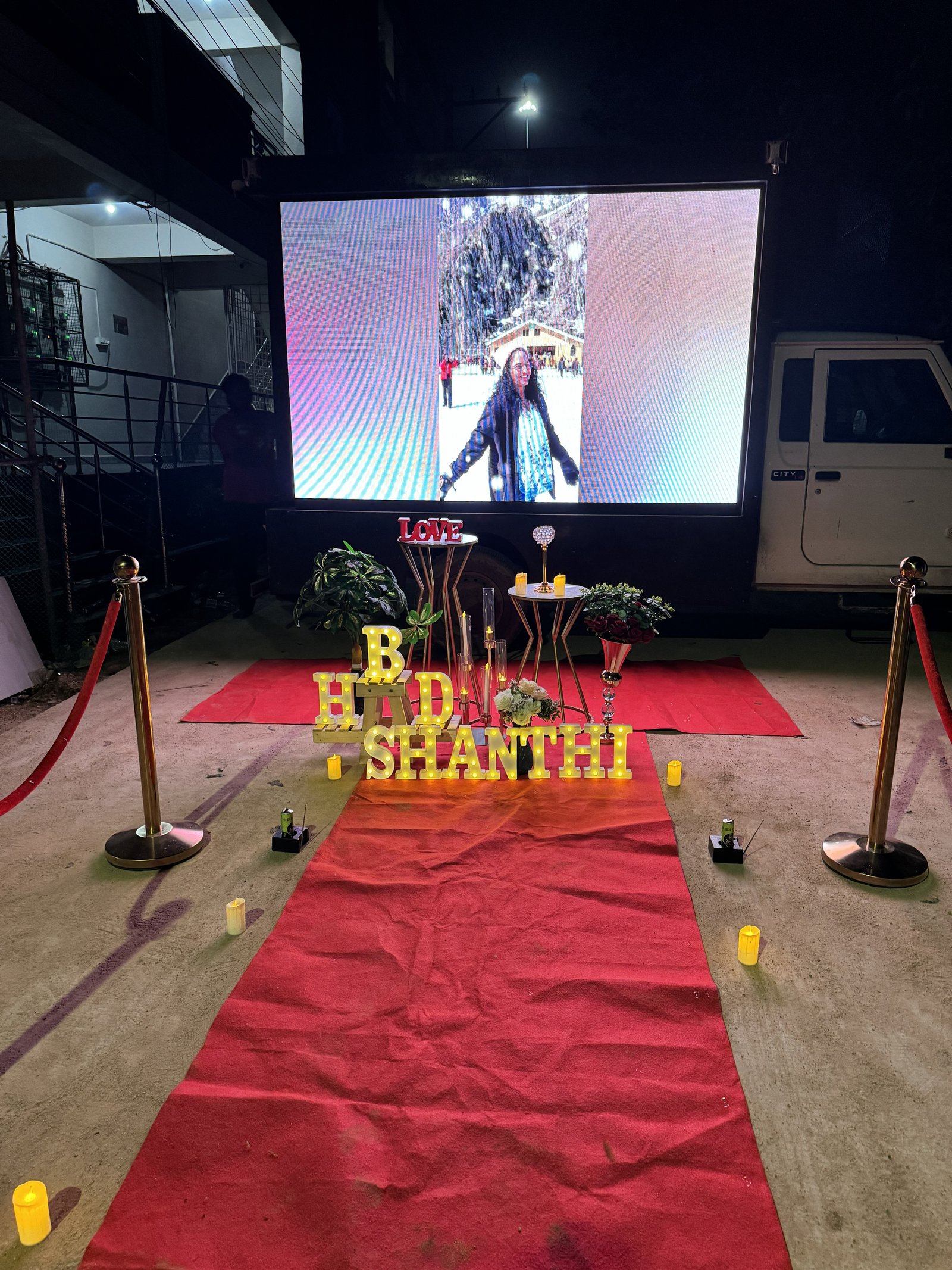 LED Screen Surprise package by Book UR Surprise